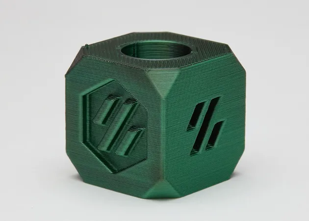 Фото 7 - PLA Silk Emerald Green Black Filament ALL3DP 1 kg